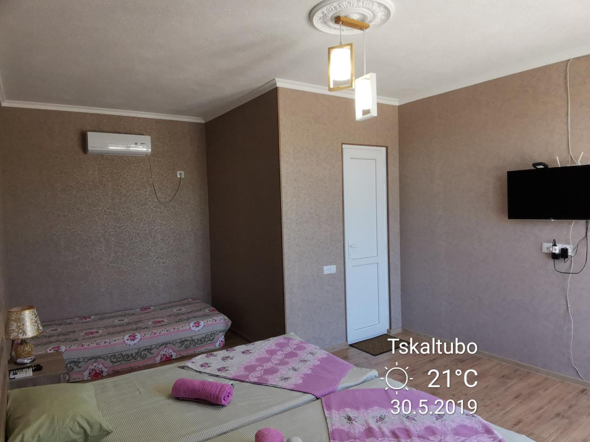 Villa Platinum Zqaltubo Exterior foto