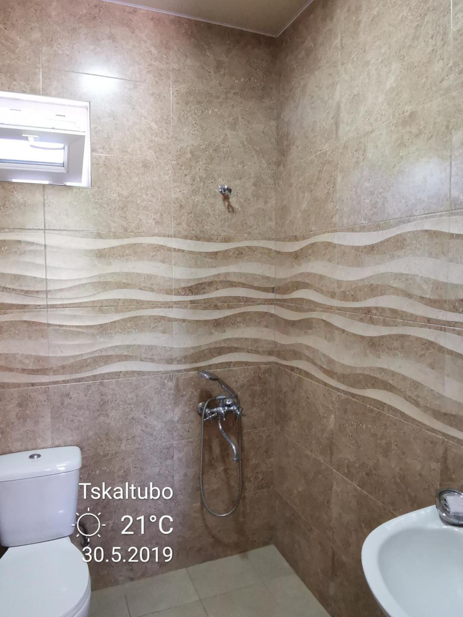 Villa Platinum Zqaltubo Exterior foto