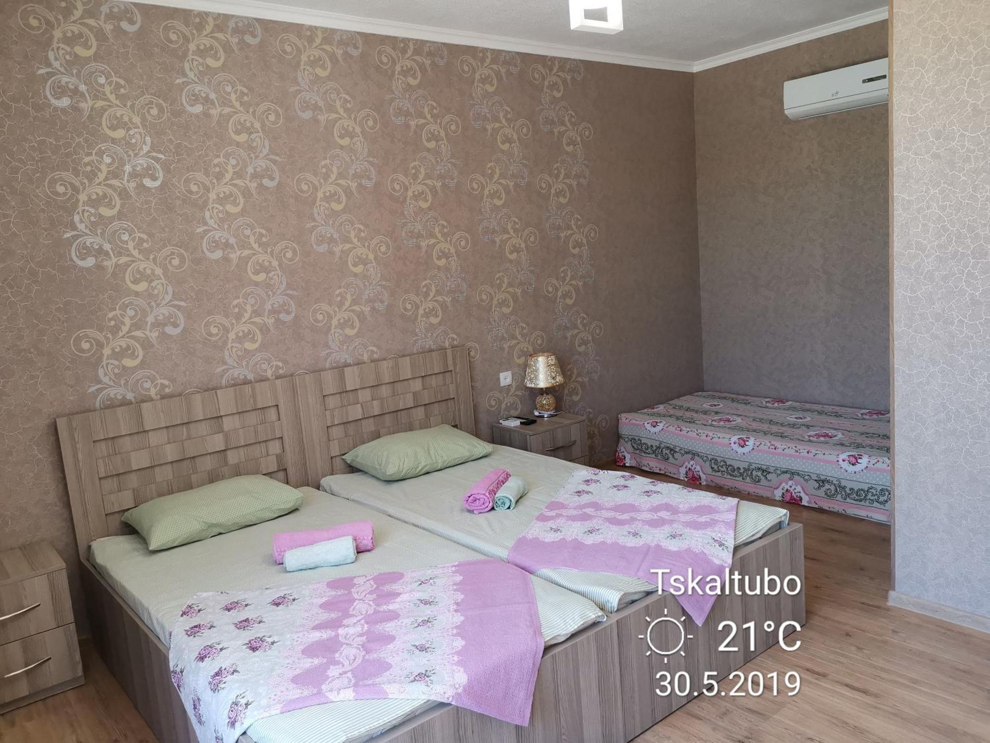 Villa Platinum Zqaltubo Exterior foto